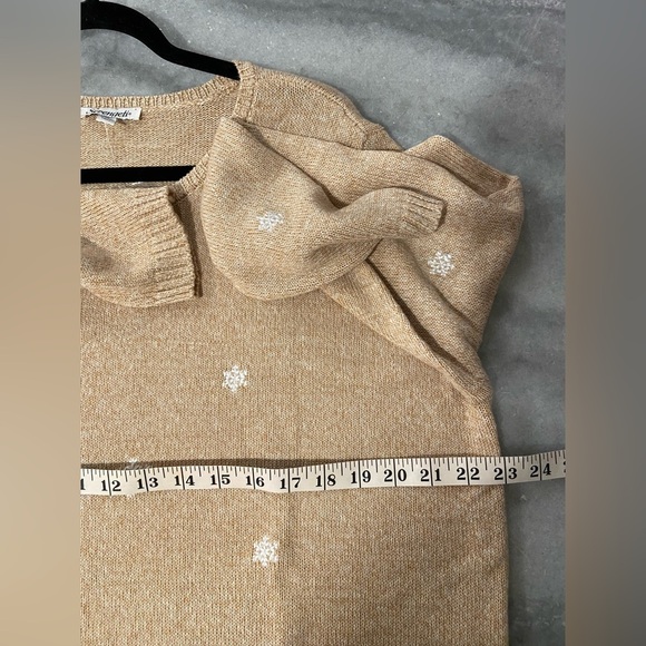 NWT Serengeti Size XL Tan White Embroidered Snowflake Pine Tree Knit Tunic Top - Picture 12 of 12